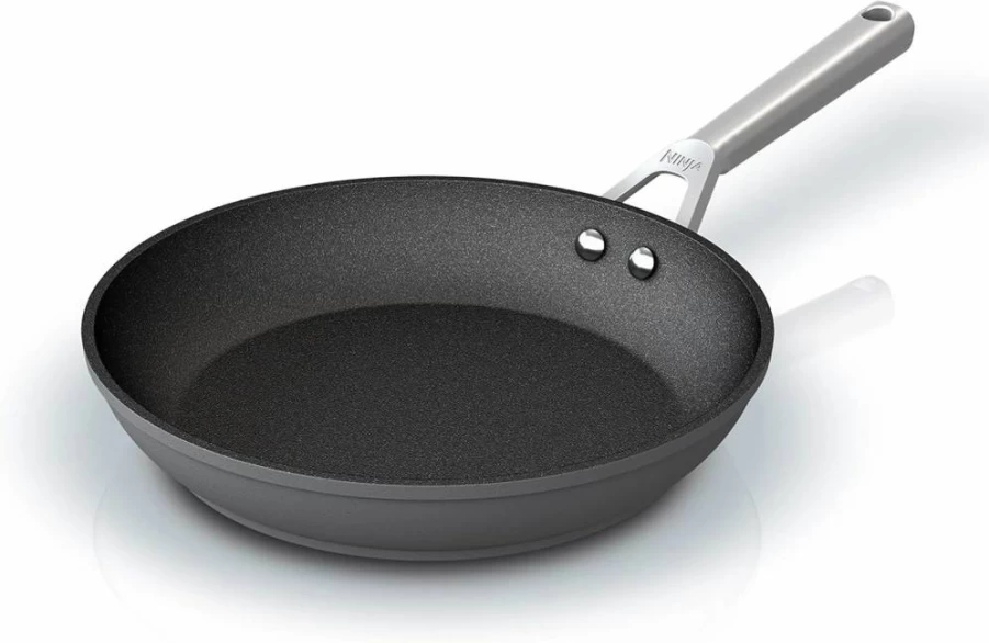 Ninja Foodi Neverstick Professional 4-Quart Nonstick Saute Pan with Glass Lid, Hard-Anodized Aluminum, Oven Safe to 500°F, Salt Grey - C30140