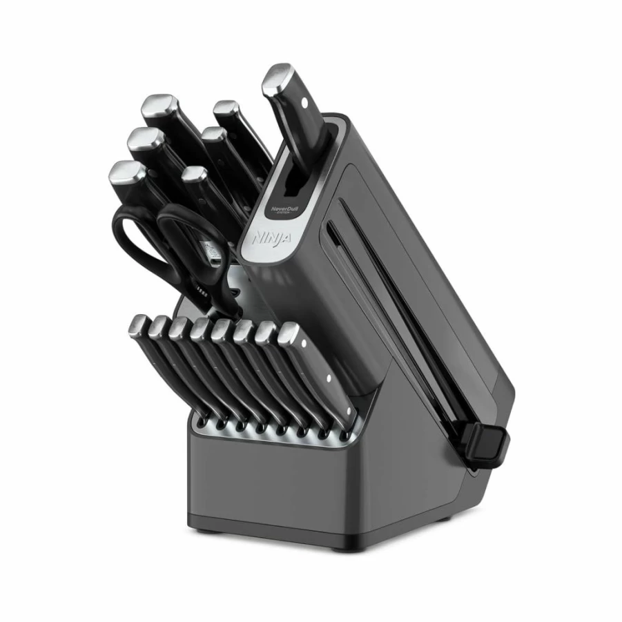Ninja 7-Piece Essential Knife Set with Built-In Sharpener, High Carbon Stainless Steel Blades, White (K12007Whbn)